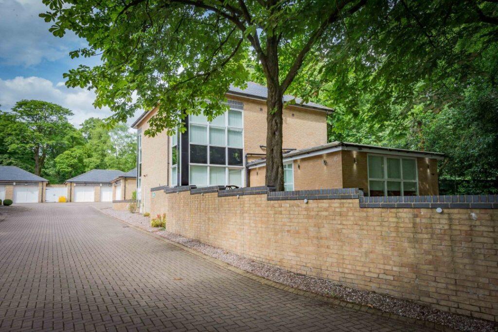 Additional image 7 of 2 Belvedere Heights, Bolton, BL1 5EP