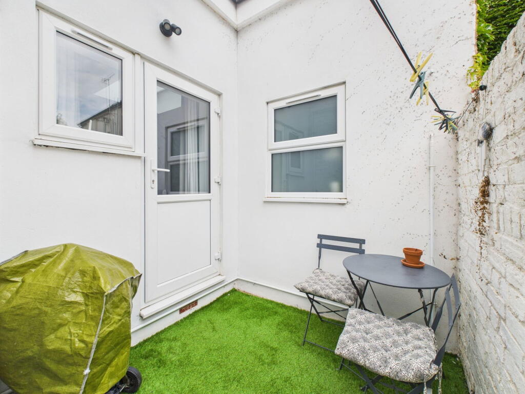 Additional image 13 of Shelley Road, Worthing, BN11 1TR