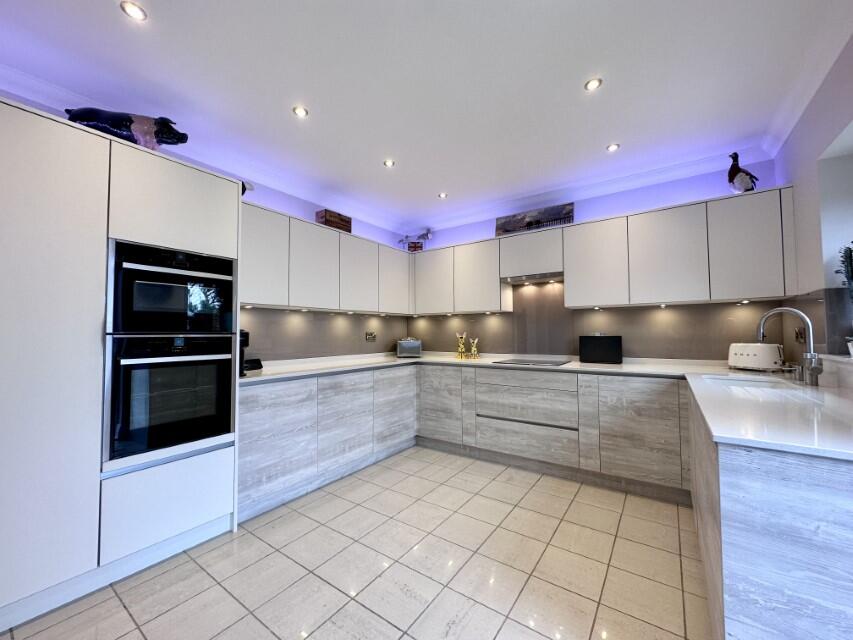 Additional image 41 of Oakwood Drive, BL1 5WD