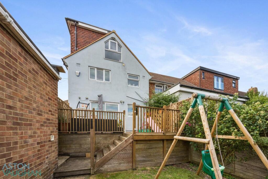 Additional image 20 of Waverley Crescent, Brighton