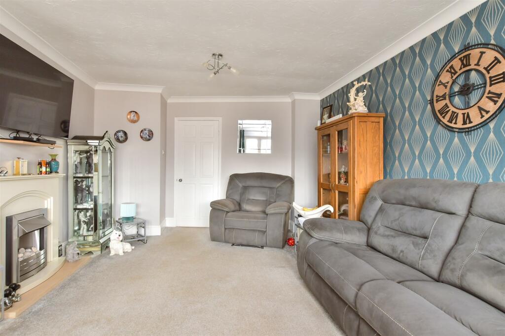 Additional image 14 of Victoria Avenue, Peacehaven, East Sussex