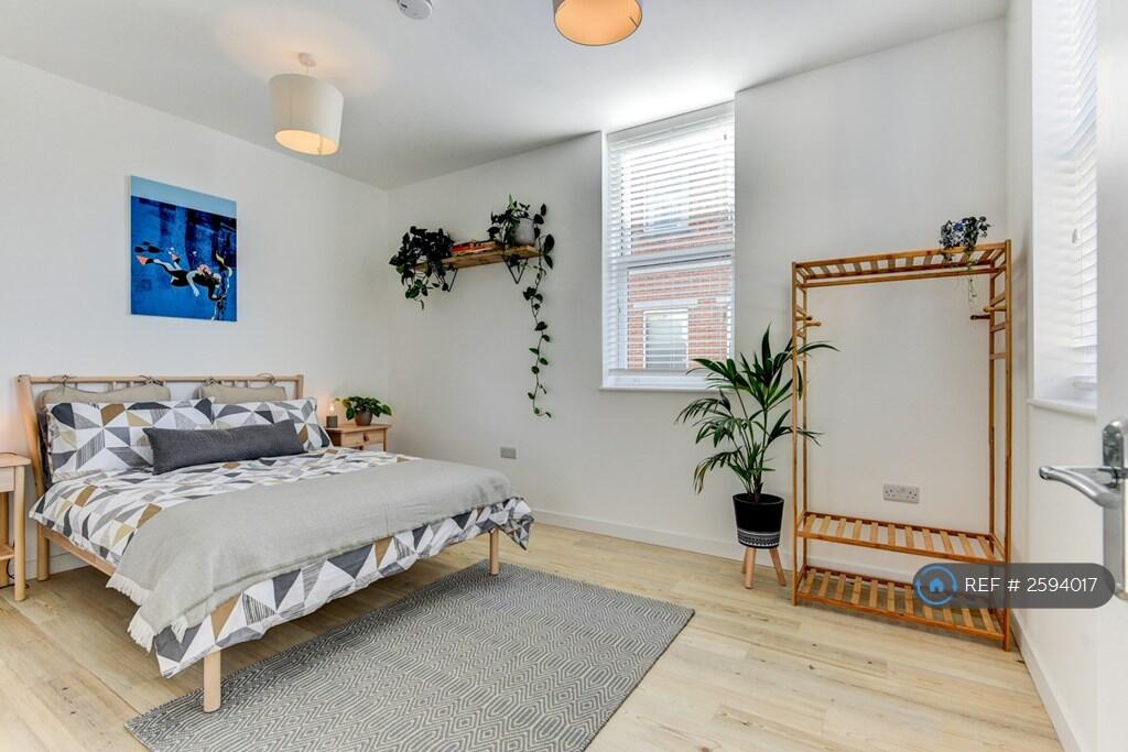 Additional image 7 of Shelley Cottage, Worthing, BN11