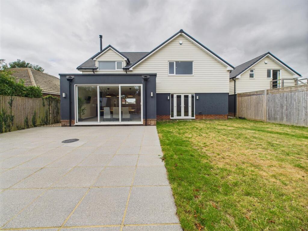 Additional image 23 of Searle Avenue, Peacehaven