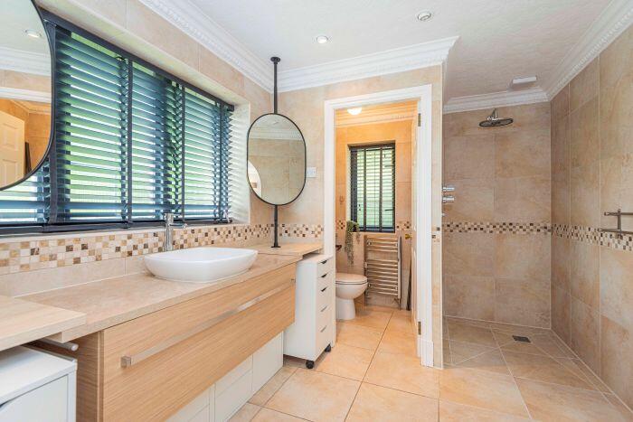 Additional image 38 of 10 Ravenswood Drive, Heaton, Bolton, BL1 5AJ