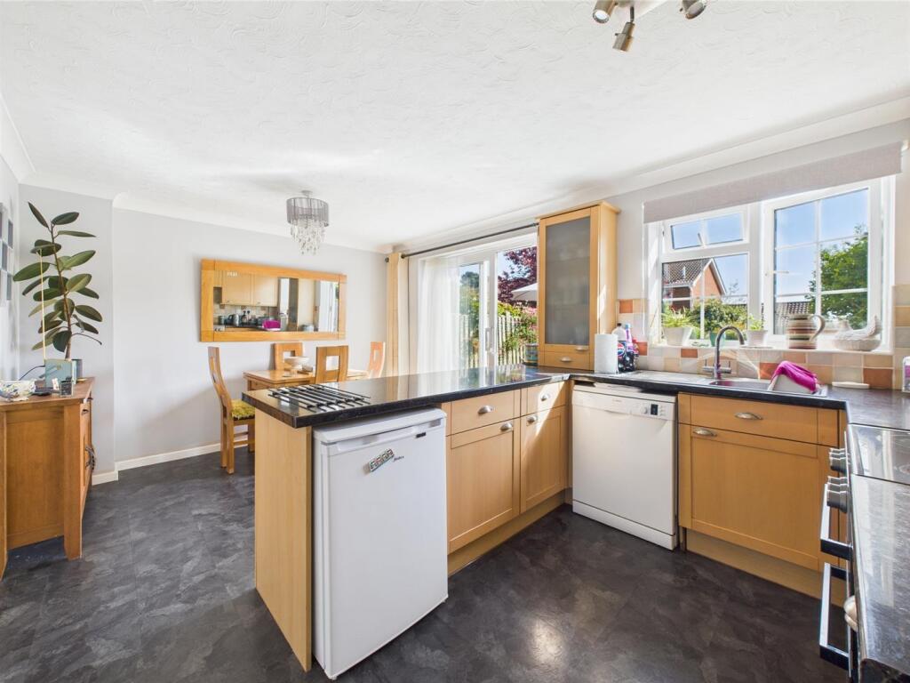 Additional image 19 of Chatsworth Avenue, Telscombe Cliffs, Peacehaven