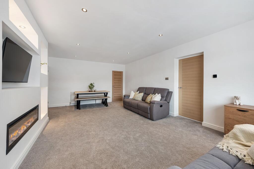 Additional image 4 of Warwick Close, Greenmount