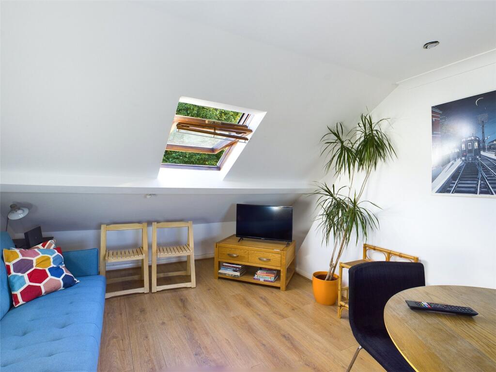 Additional image 3 of Beaconsfield Villas, Preston Park, Brighton, BN1
