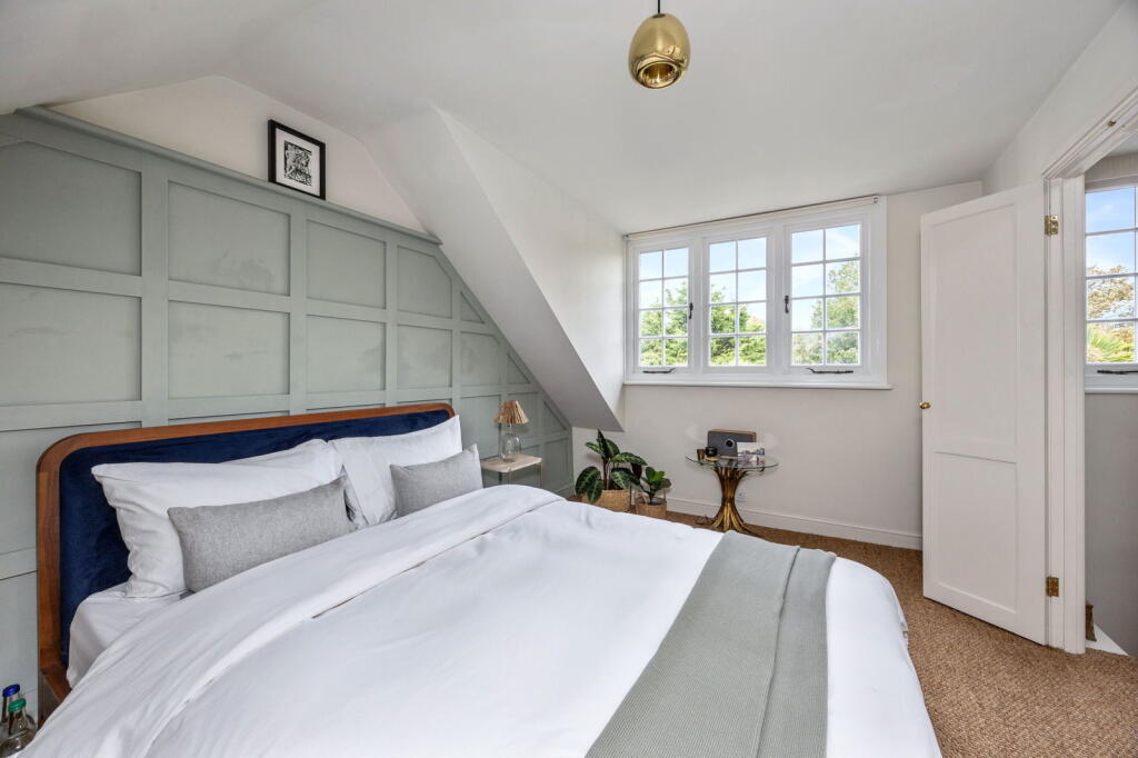 Additional image 8 of Warwick Place, Worthing, BN11 3EU