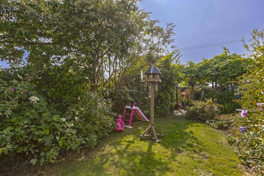 Additional image 19 of Sunny Close, Goring-By-Sea, Worthing
