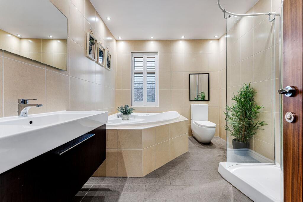 Additional image 46 of Darwen Road, Egerton, BL7 9 | Substantial 5-Bed Home with Cinema Room, Gym & Wine Cellar