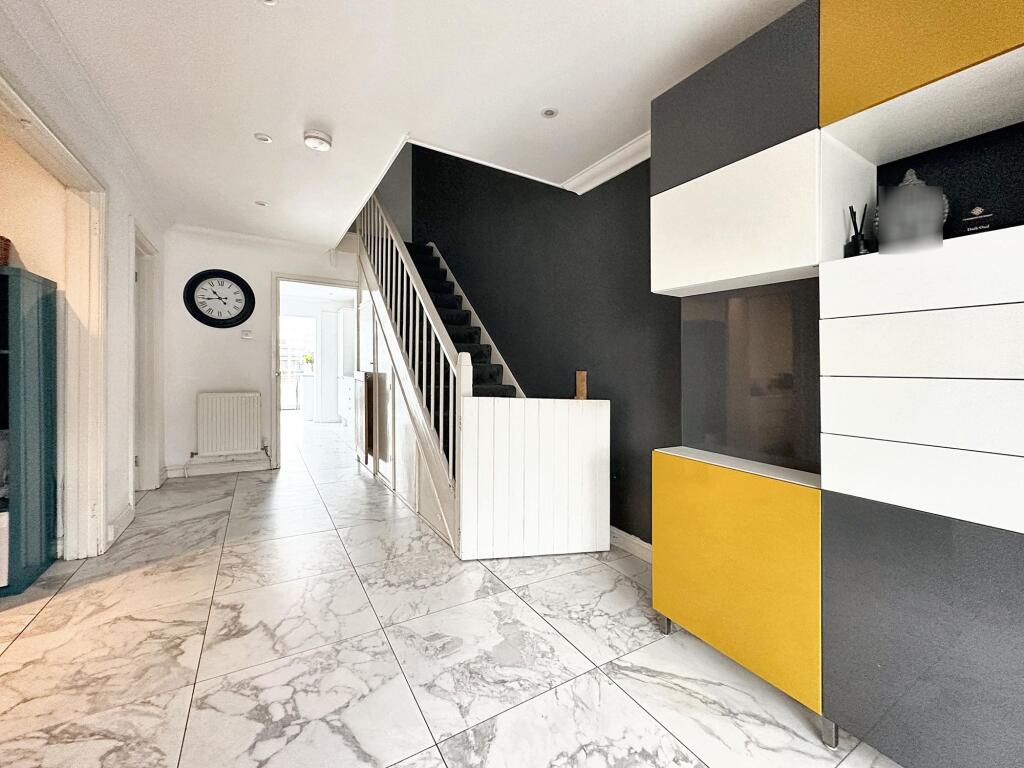 Additional image 4 of Southdown Avenue, Peacehaven, BN10 8RX