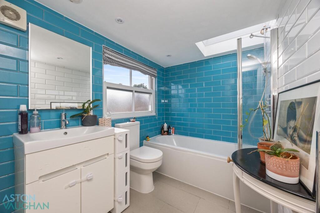 Additional image 12 of Waverley Crescent, Brighton