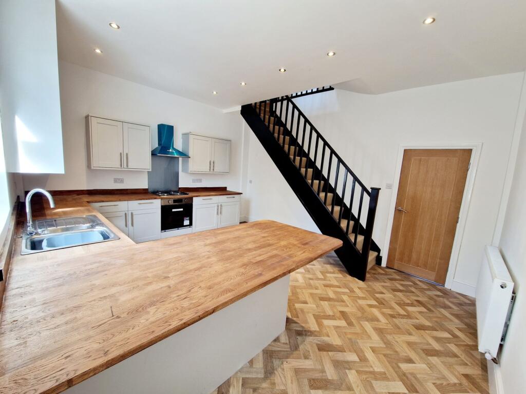 Additional image 19 of Hollins Lane, Bury, BL9