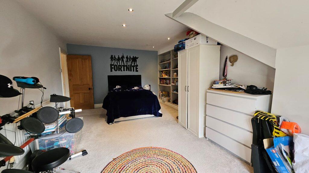 Additional image 31 of 194 Chorley New Road, Heaton, Bolton. BL1 5AA