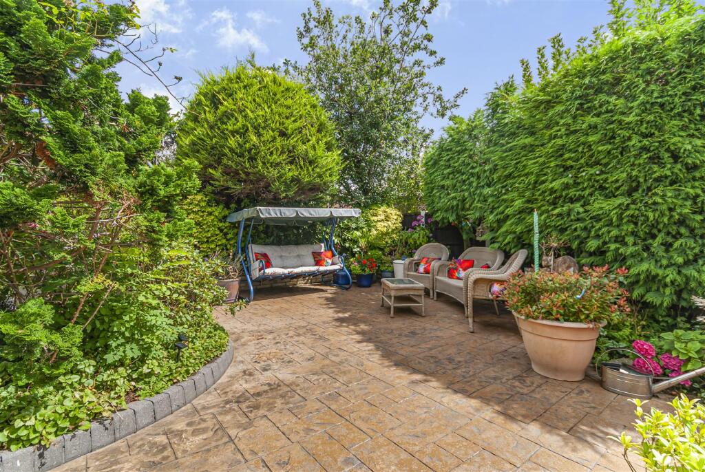 Additional image 41 of Greenfield Close, Bury