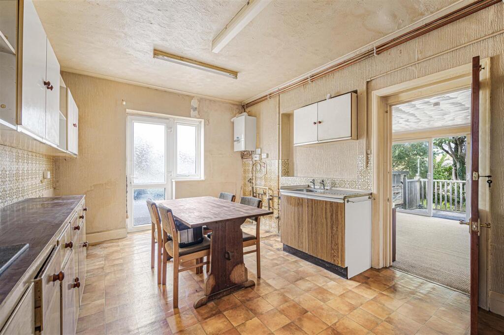 Additional image 31 of Phyllis Avenue, Peacehaven