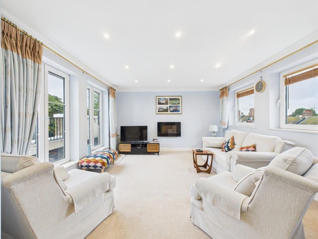 Additional image 17 of Steyne Gardens, Worthing, BN11 3DW