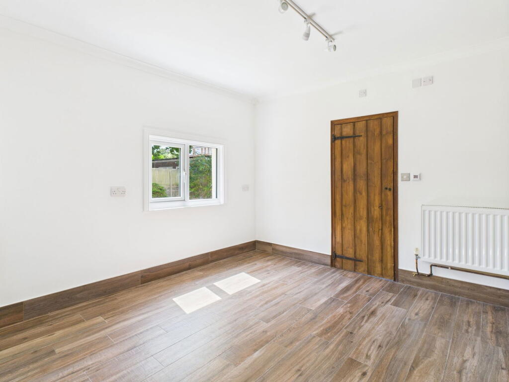 Additional image 11 of Winchester Road, Worthing, BN11 4DJ