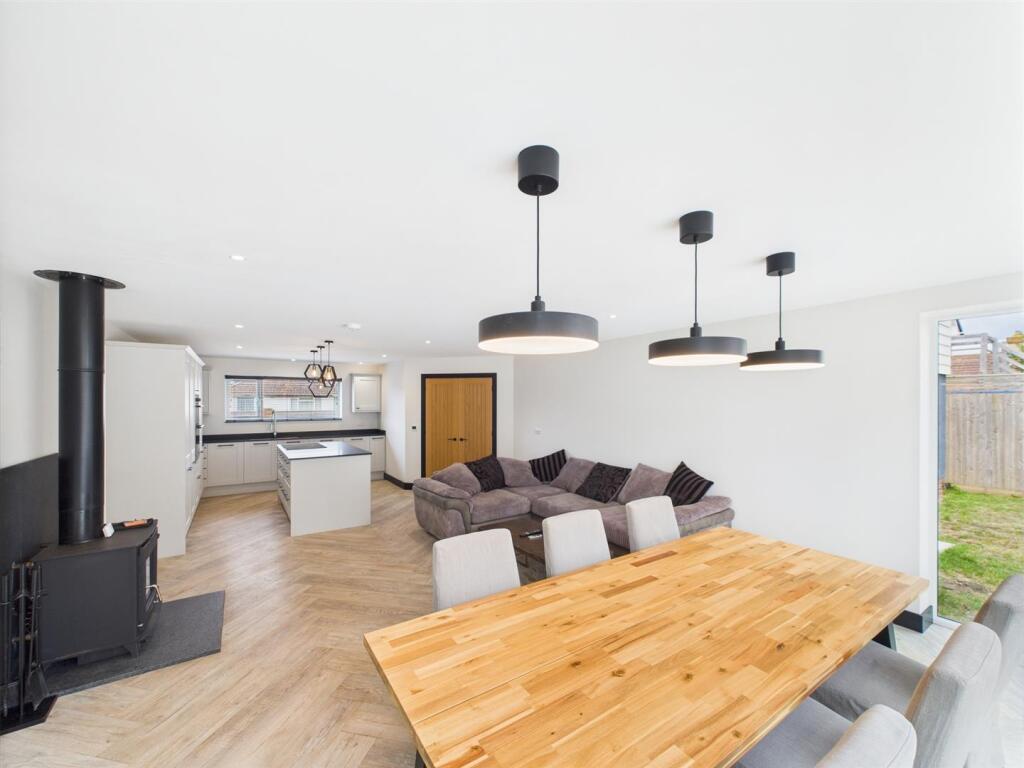 Additional image 18 of Searle Avenue, Peacehaven