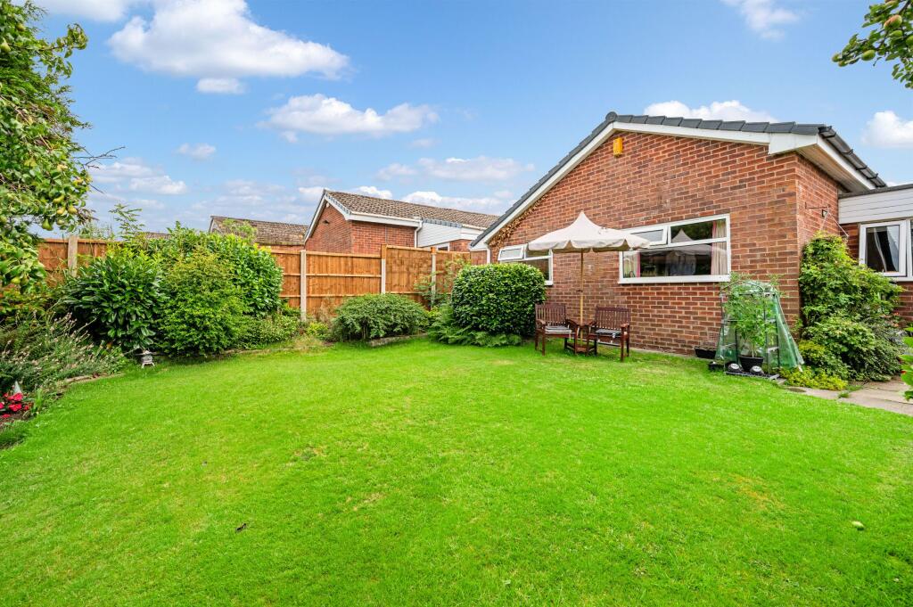 Additional image 16 of Ingleton Close, Harwood