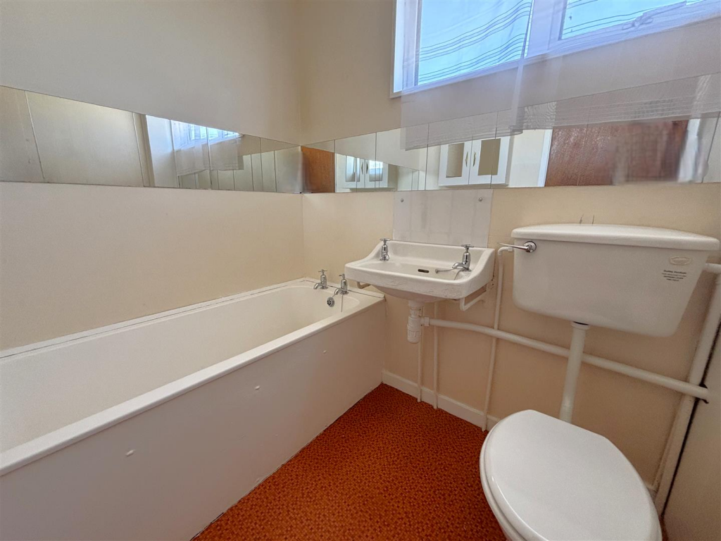 Additional image 4 of Downland Avenue, Peacehaven