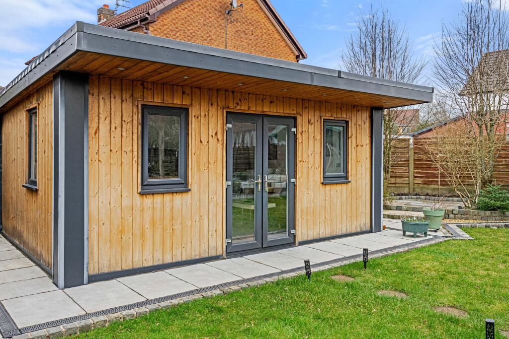 Additional image 24 of Herevale Hall Drive, Ramsbottom