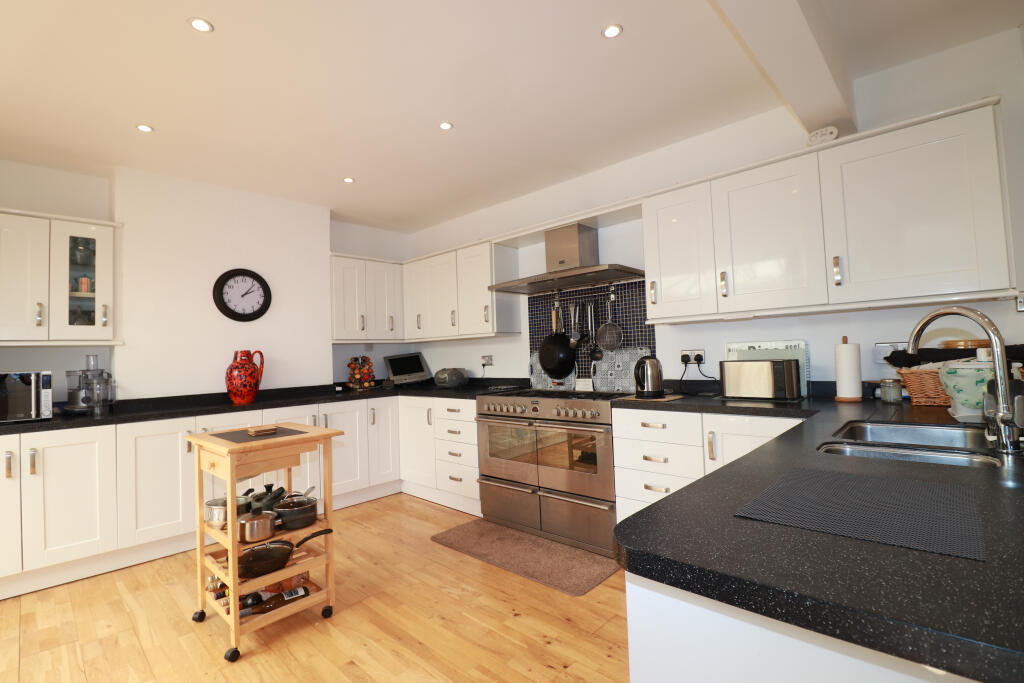 Additional image 4 of Twitten Way Worthing, BN14