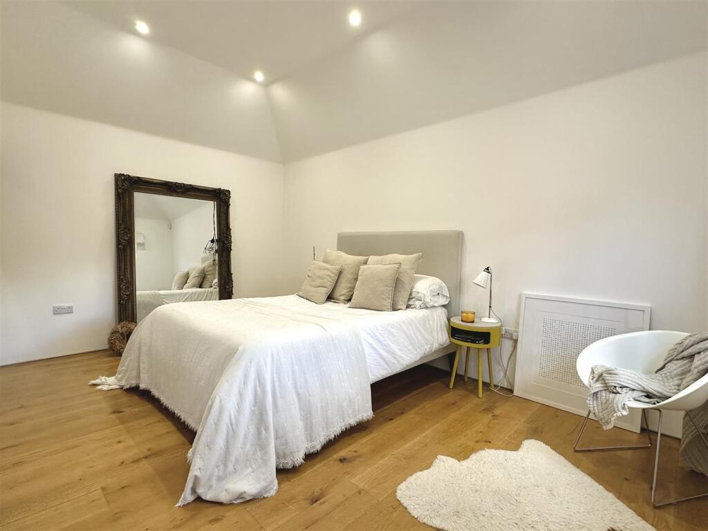 Additional image 31 of New Cote Cottage, 6 Cote Street, High Salvington