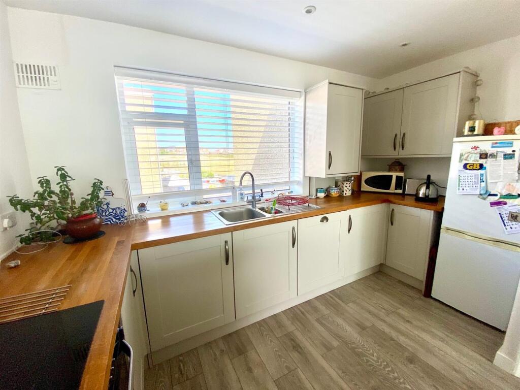 Additional image 19 of Marine Parade, Seaford