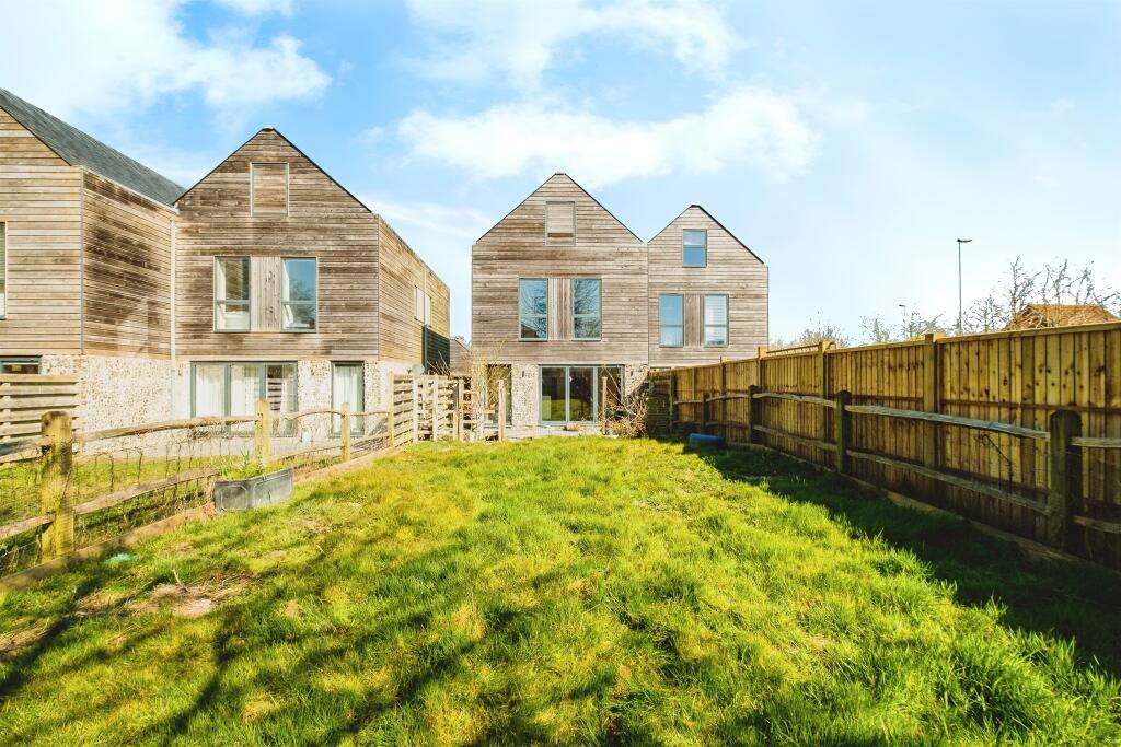 Additional image 14 of Fulbeck Avenue, Worthing