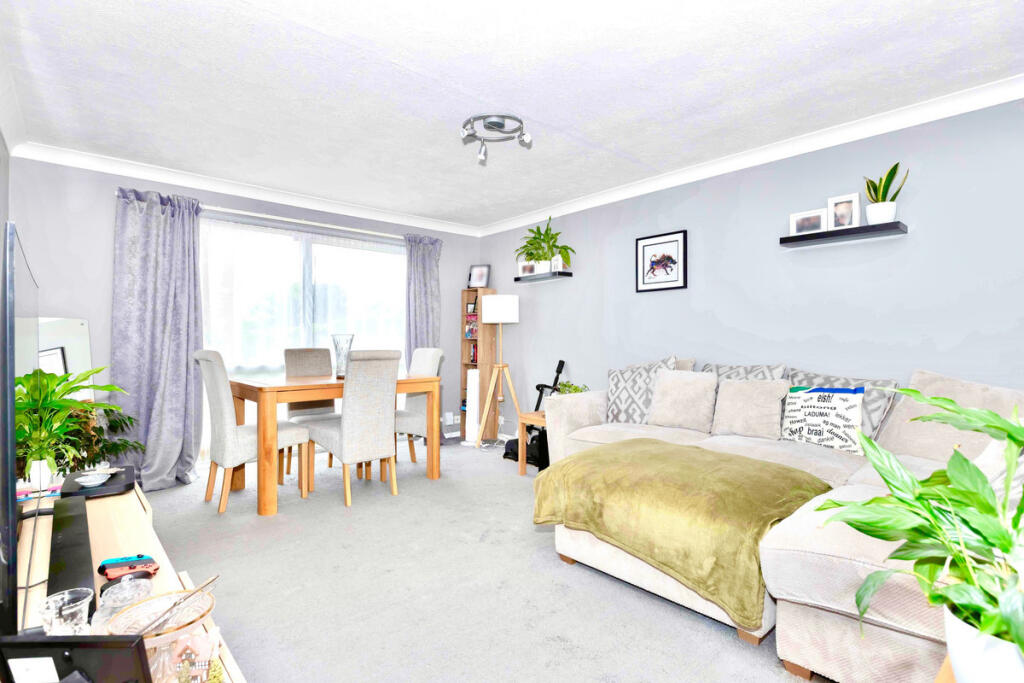 Hudson Close, Worthing, BN13