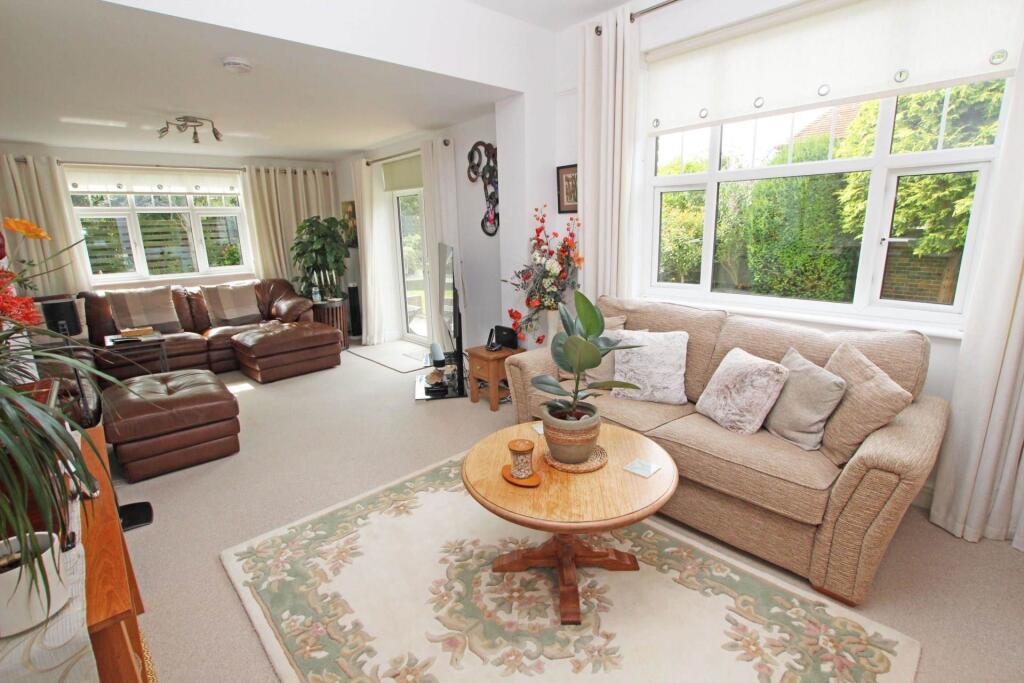 Additional image 11 of Watts Lane, Eastbourne, BN21 2LL