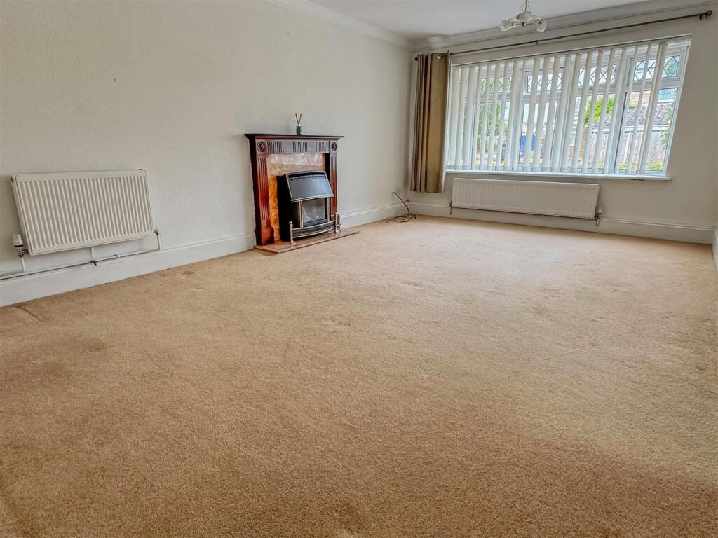 Additional image 3 of The Winter Knoll, Beaumont Park