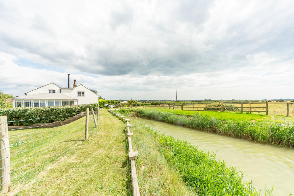 Additional image 37 of Fitzalan Road, Arundel