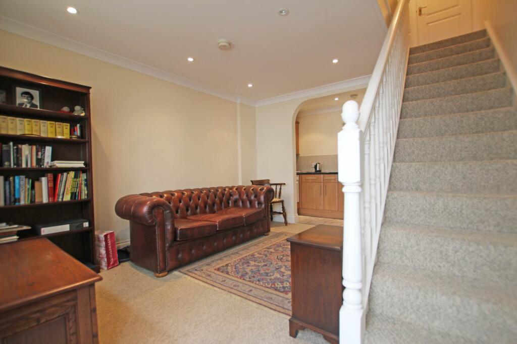 Additional image 8 of South Street, Eastbourne, BN21 4XB