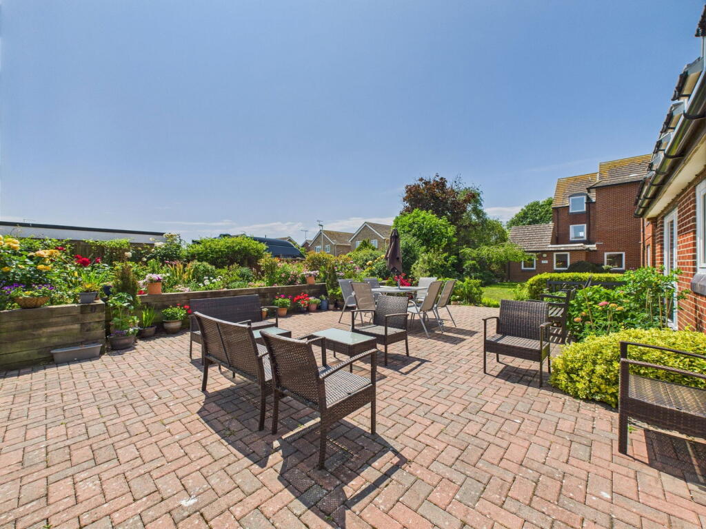 Additional image 12 of Homesearle House, Goring Road, Goring-by-Sea, Worthing, BN12