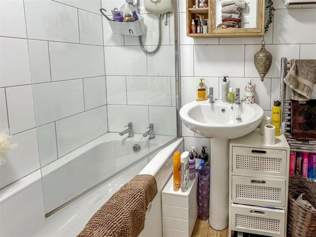 Additional image 6 of Windlesham Court, Worthing Road, Littlehampton