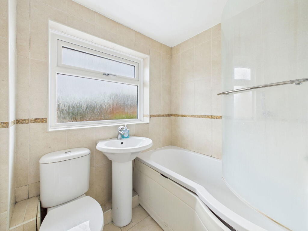 Additional image 14 of Terringes Avenue, Worthing, BN13
