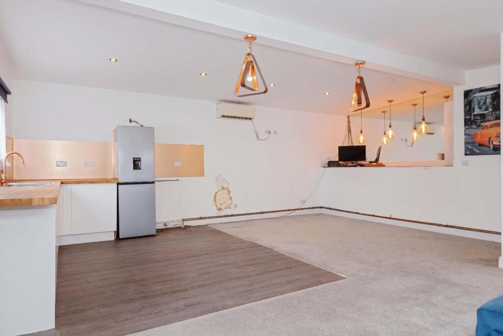 Additional image 12 of Upper Brighton Road, Sompting, Lancing