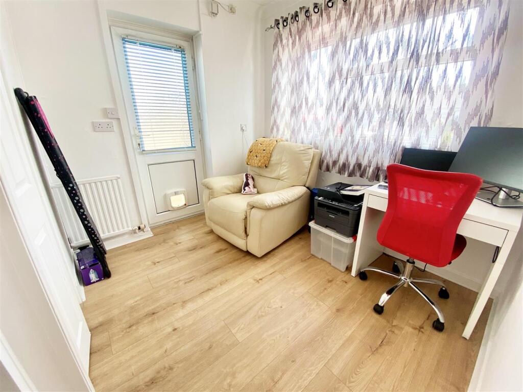 Additional image 5 of Plover Close, Eastbourne