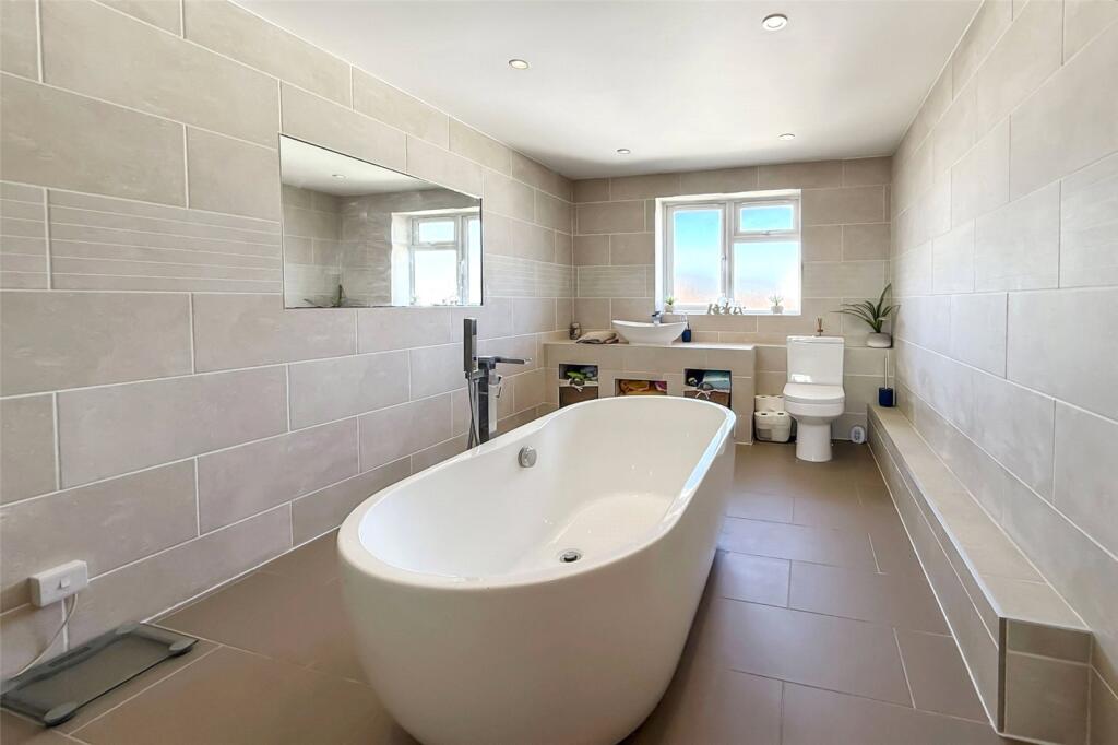 Additional image 11 of Windward Close, Littlehampton, West Sussex