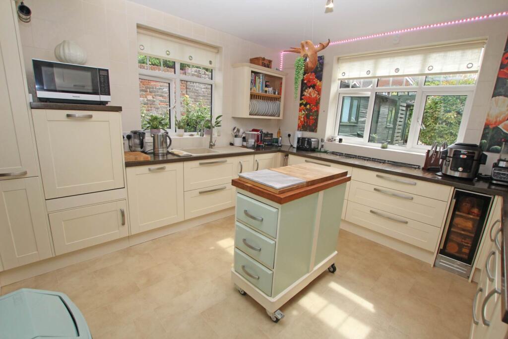 Additional image 12 of Watts Lane, Eastbourne, BN21 2LL