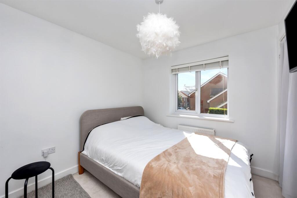Additional image 15 of Nightingale Avenue, Worthing, BN12