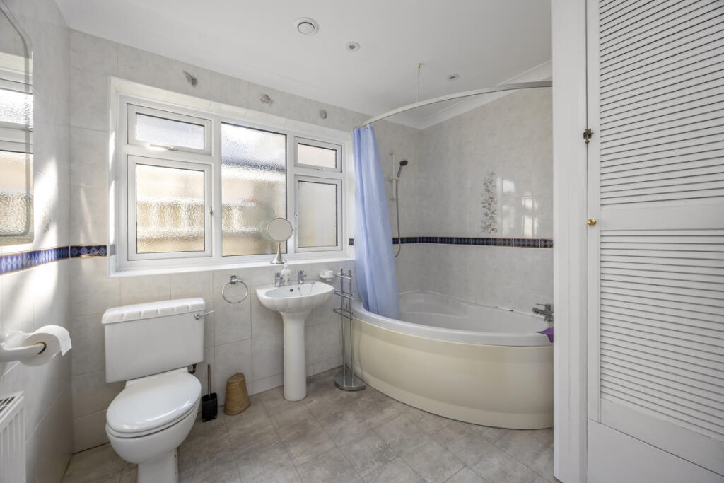 Additional image 13 of Keymer Crescent, Goring by Sea, BN12