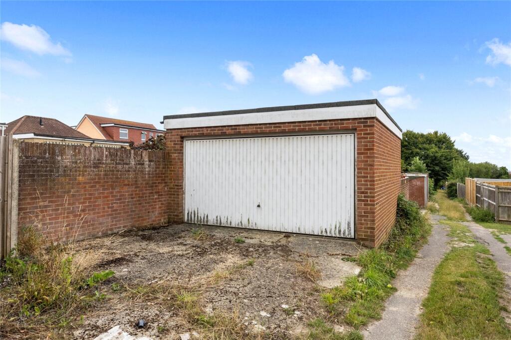 Additional image 18 of Hillrise Avenue, Sompting, Lancing, West Sussex, BN15