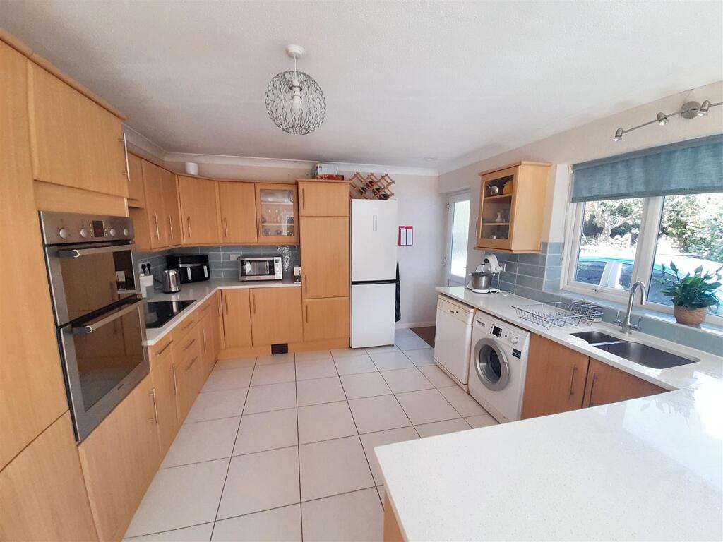 Additional image 26 of Horsemere Green Lane, Climping