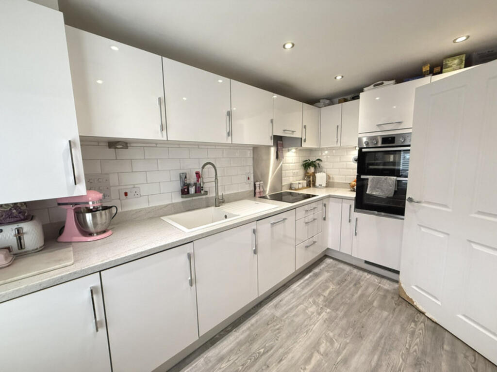Additional image 5 of Lupin Spinney, Worthing, BN13