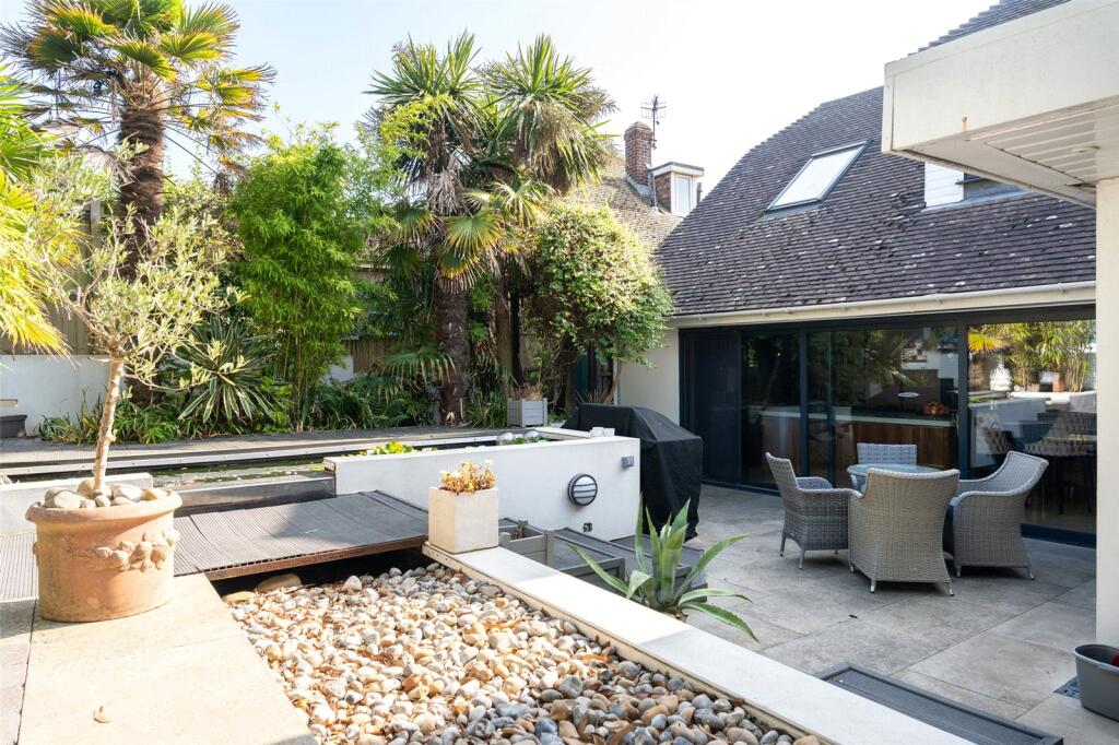 Additional image 17 of Arundel Drive East, Saltdean, Brighton, East Sussex, BN2