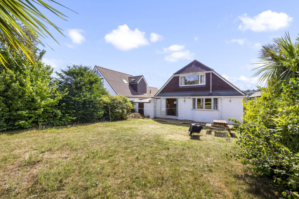 Additional image 20 of Sullington Gardens, Findon, BN14