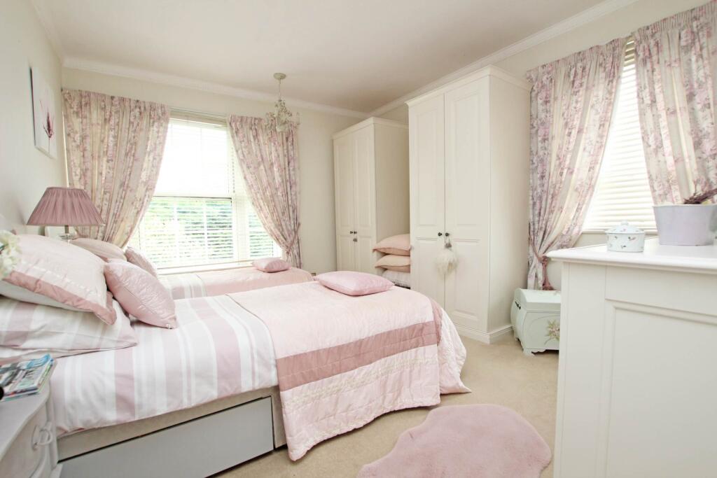 Additional image 7 of Chesterfield Road, Eastbourne, BN20 7NT